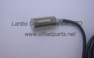 magic eye sensor ,OMRON E2E-X5E1 DC 12-24 V  , komori original printing machine spare part