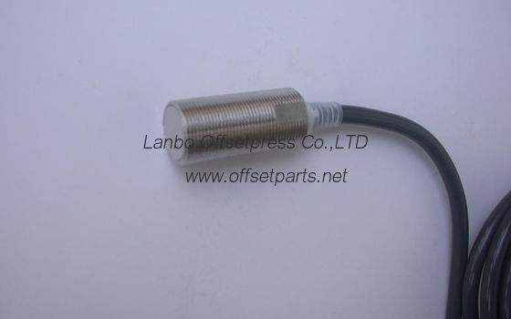 magic eye sensor ,OMRON E2E-X5E1 DC 12-24 V  , komori original printing machine spare part