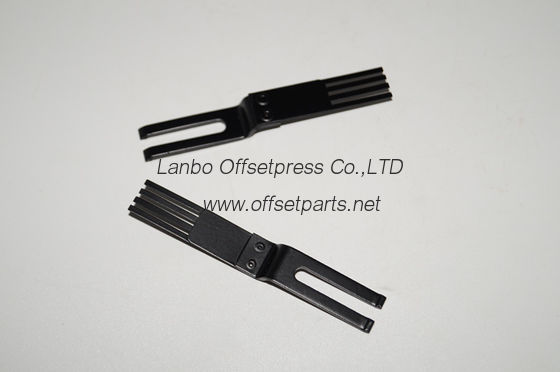separator finger , G2.028.475S , high quality guide for SM52 , CD102 , XL 105 fork with bent frame