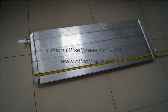 komori L640 old used  oil deflector L1090 x W 440 mm for offset printing machine