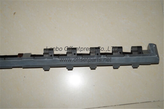 MO machine gripper bar,43.014.003F, high quality replacement part