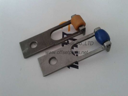 Mitsubishi D3000 forwarding gripper,KG00088-A,Mitsubishi machine spare parts