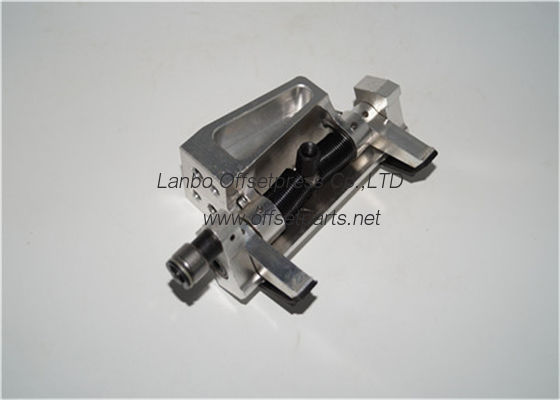 GTO 52 feeder gripper bar 42.020.030F spare parts for HD press machine